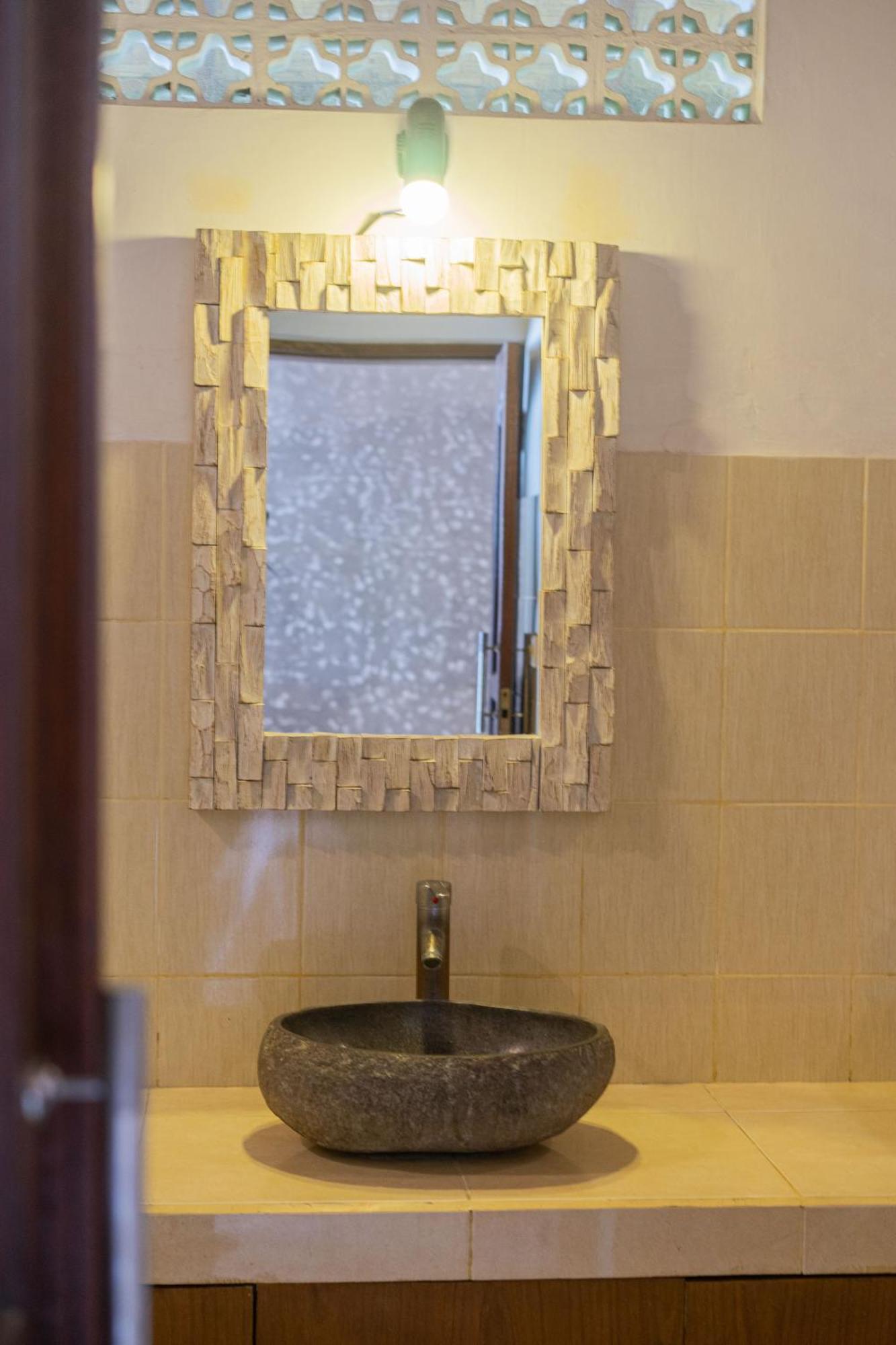 סמיניאק Villa Salya - 3Br - Private Pool - 1Min Walk To La Favela! מראה חיצוני תמונה