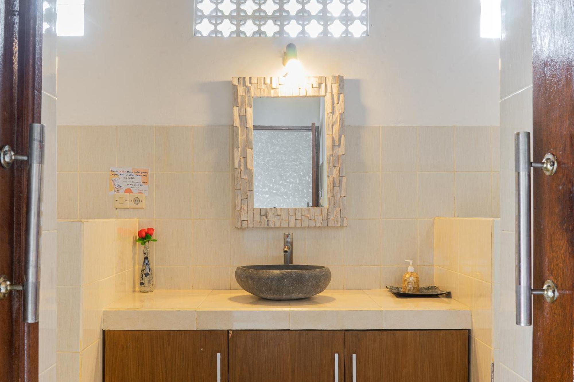 סמיניאק Villa Salya - 3Br - Private Pool - 1Min Walk To La Favela! מראה חיצוני תמונה