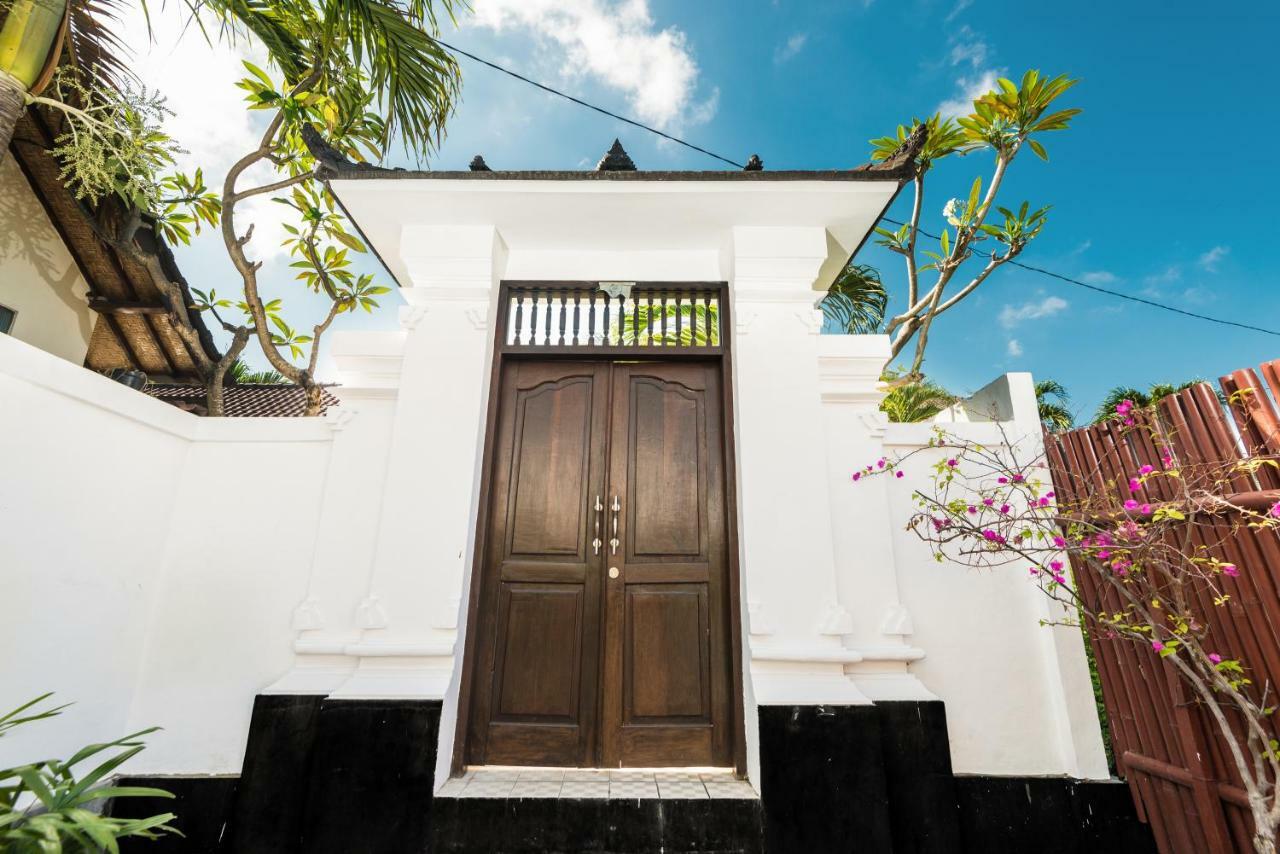סמיניאק Villa Salya - 3Br - Private Pool - 1Min Walk To La Favela! מראה חיצוני תמונה